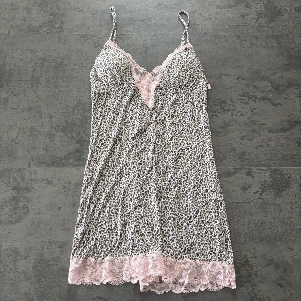 VTG Y2K Victorias Secret Women Slip Dress Sz M Pink Lace Leopard Chemise